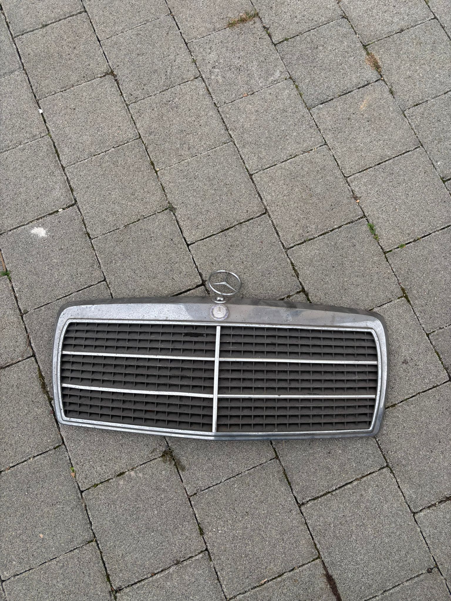 Kühlergrill w201